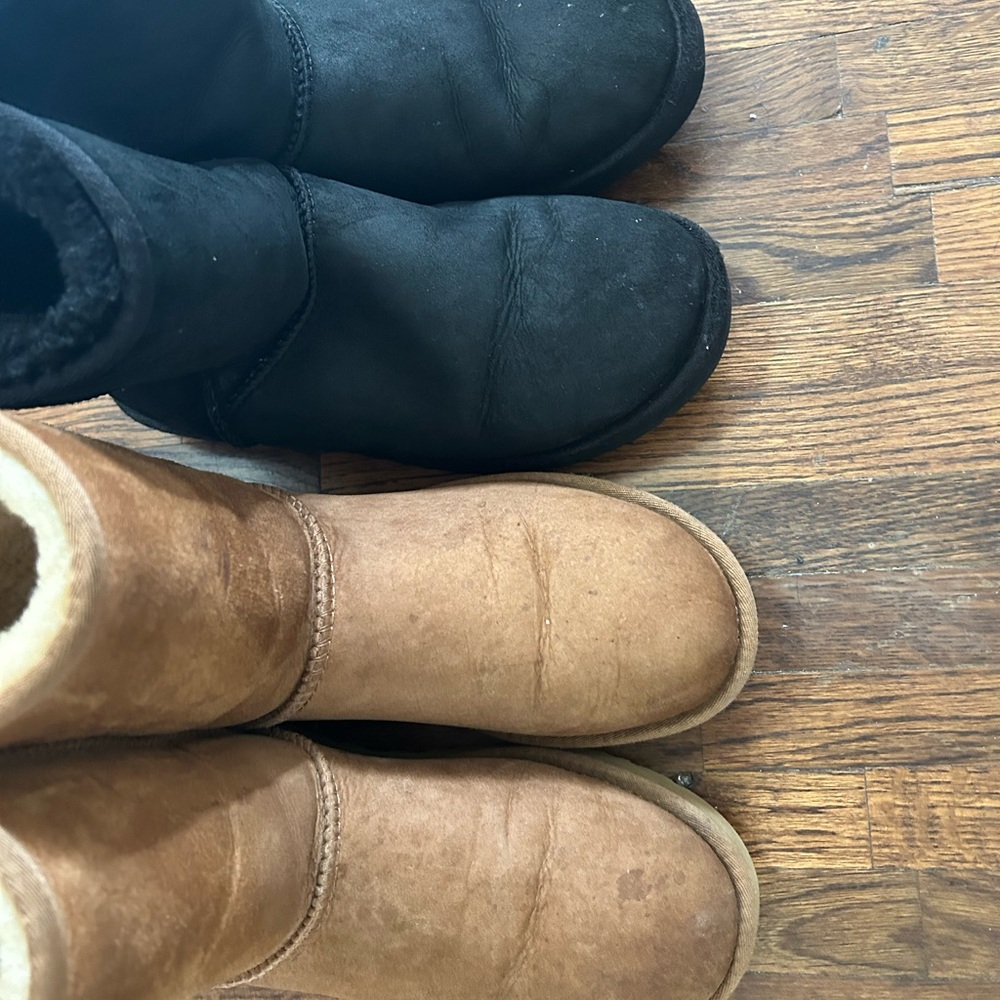 Selling Ugg boots black and brown size 8 still I’m good conditions